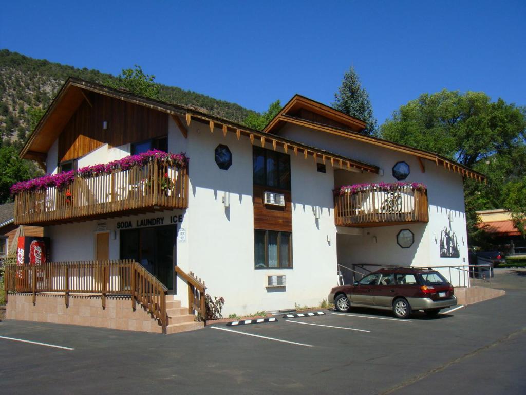 גלנווד ספרינגס Starlight Lodge מראה חיצוני תמונה